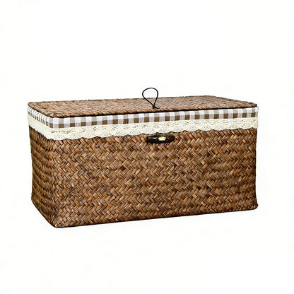 🧺 Classic Storage, Showcasing Natural Beauty